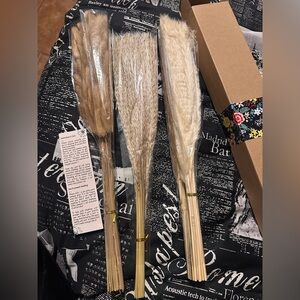 Natural Dried Pampas Grass Bundle - Cream Tan